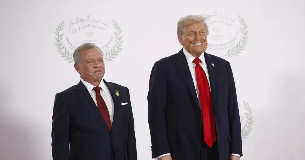 العاهل الاردني وزعماء دول يتلقون دعوات أمريكية للانضمام إلى مجلس السلام لغزة