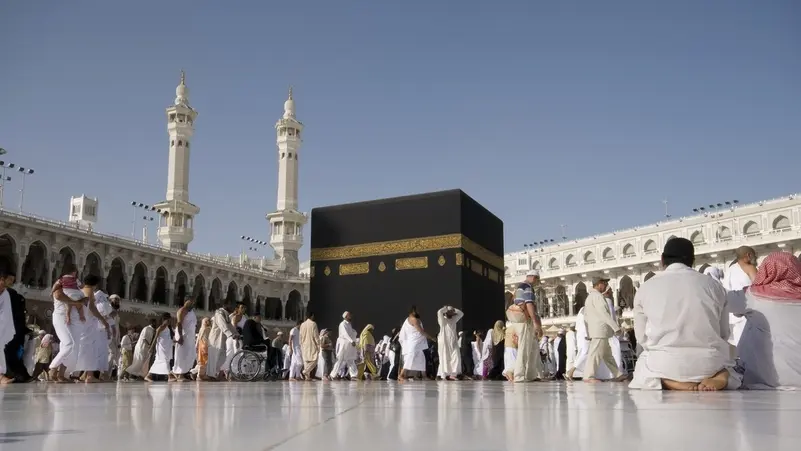 السعودية تطلق تأشيرة عمرة جديدة .. إقامة 90 يومًا وصلاحية لعام كامل 
