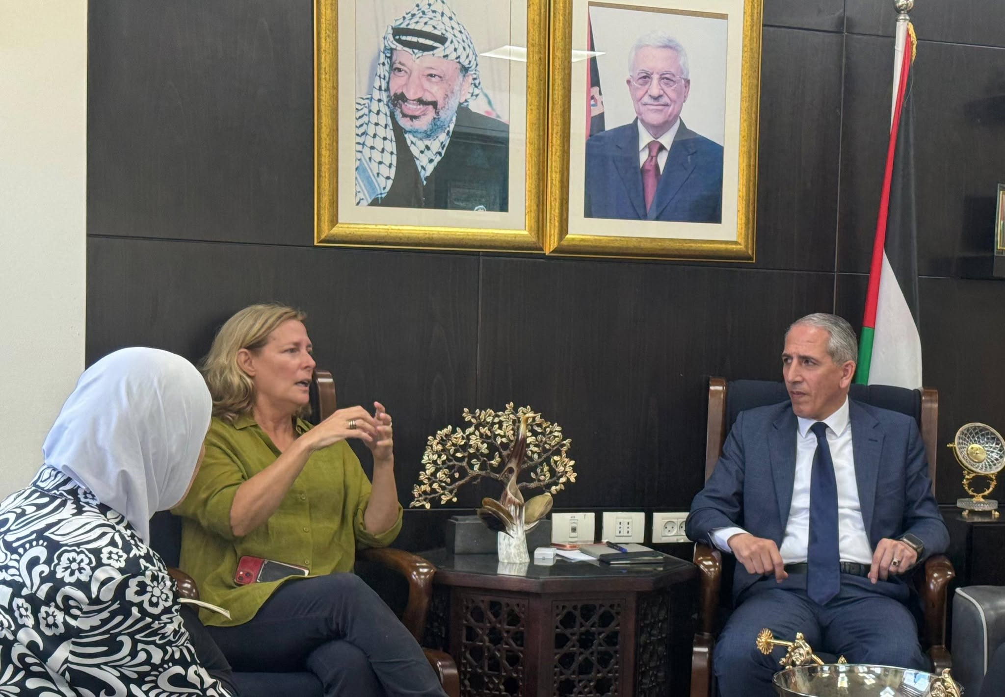 وكيل وزارة الصحة يبحث مع المستشارة الدولية في اليونيسف تعزيز دعم القطاع الصحي الفلسطيني