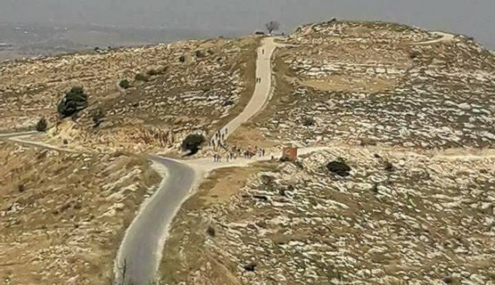 الاحتلال يخطط لإقامة بؤرة استيطانية جديدة في طاروسا جنوب الخليل