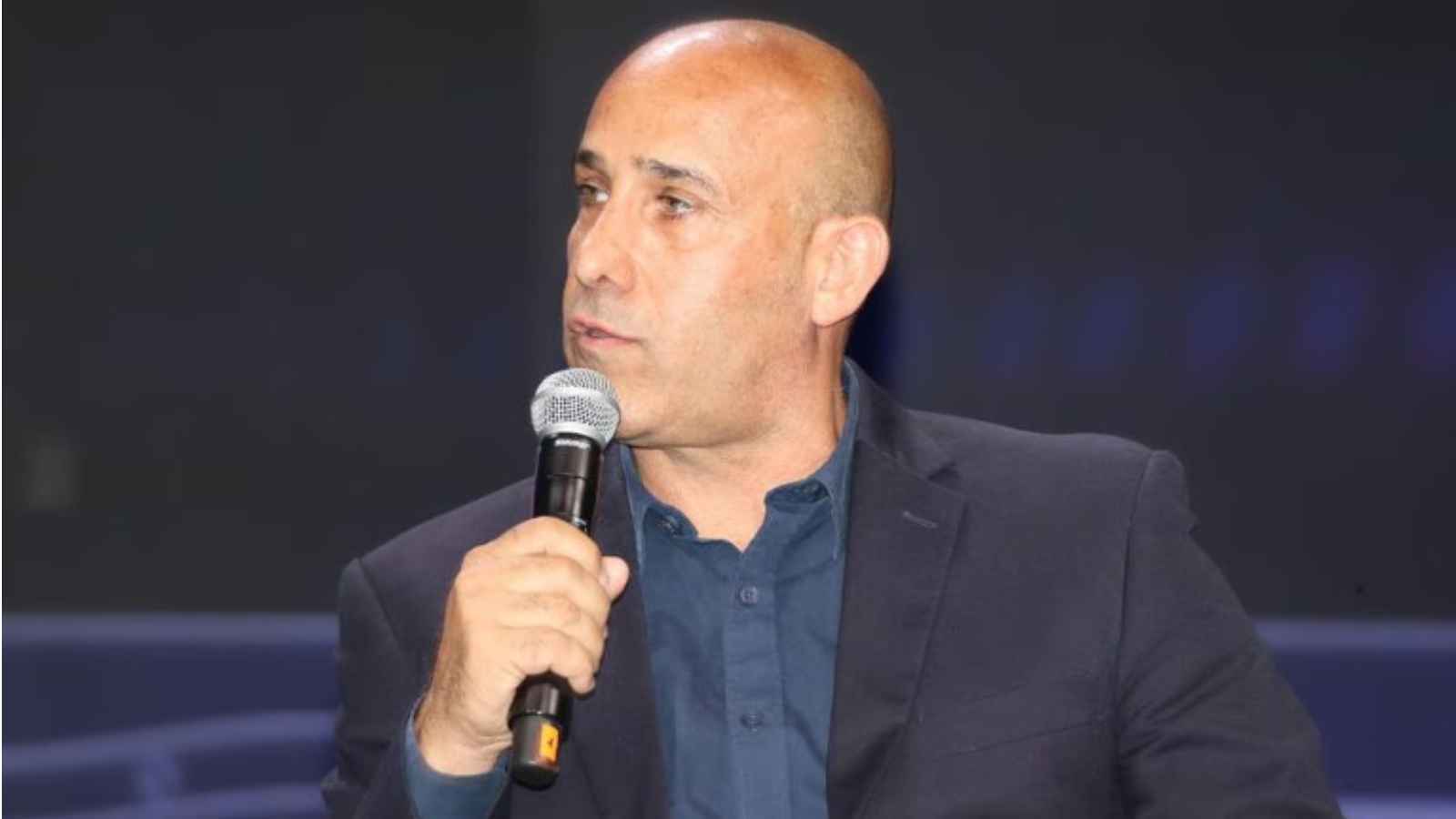 جنرال متقاعد: إسرائيل تعتزم إقامة مخيم كبير للفلسطينيين في جنوب غزة