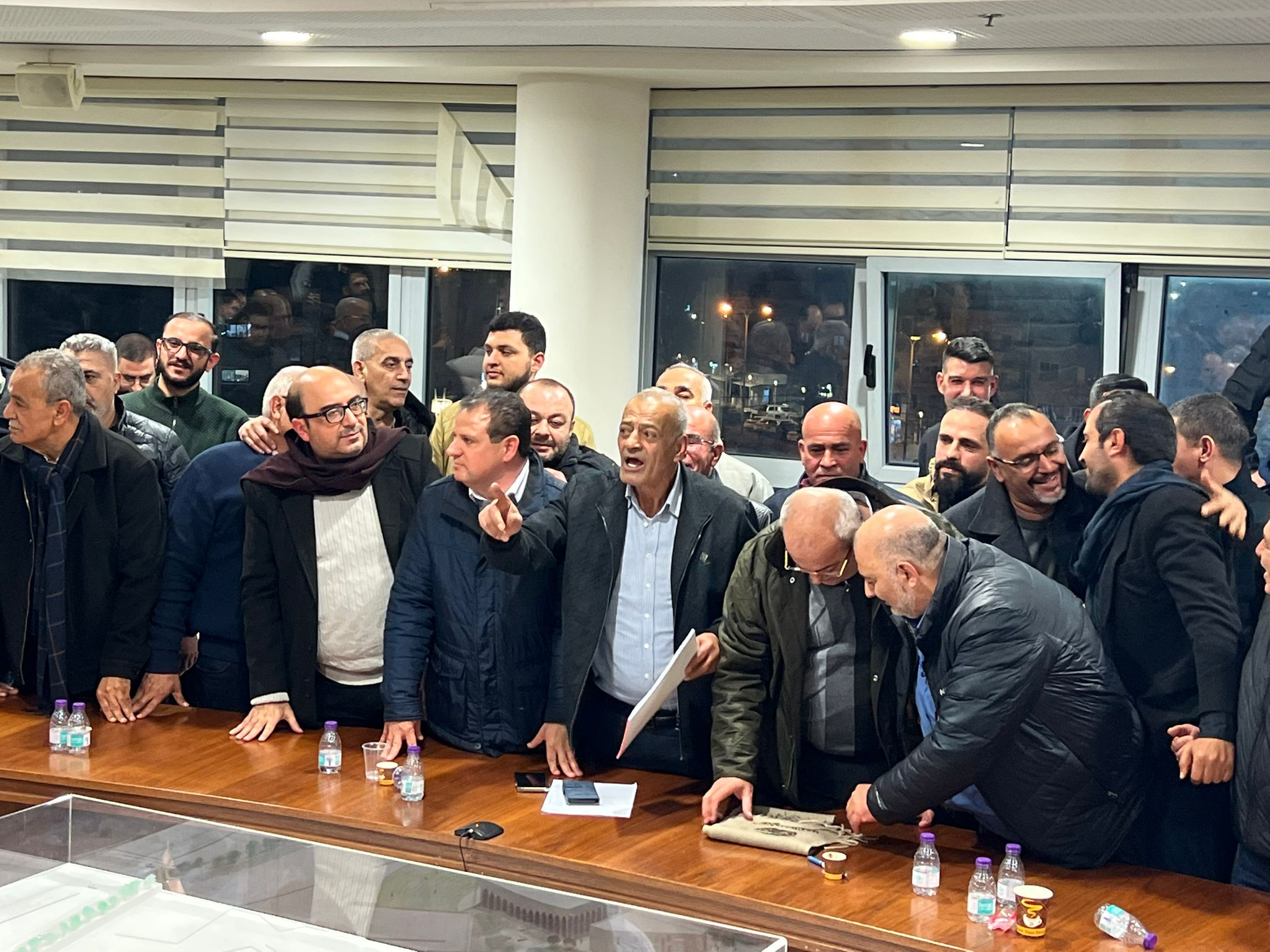 رؤساء الأحزاب العربية يوقعون تعهدا للعمل على إعادة تشكيل القائمة المشتركة 