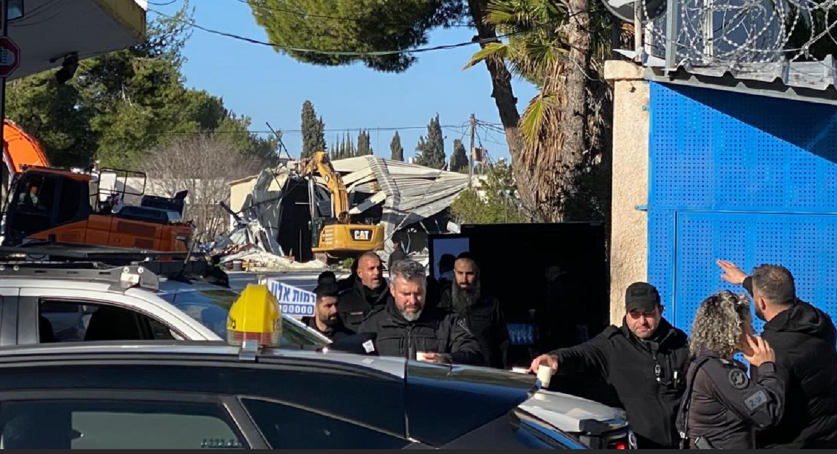 في تصعيد خطير... إسرائيل تهدم منشآت داخل مقر "الأونروا" في حي الشيخ جراح بالقدس