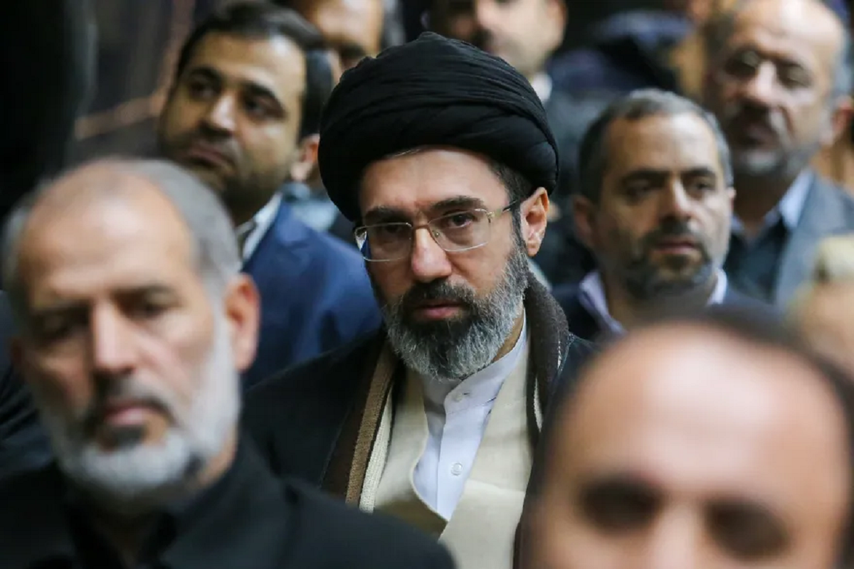 المرشد الايراني: لن يكون لأمريكا ملاذ آمن في المنطقة بعد الآن