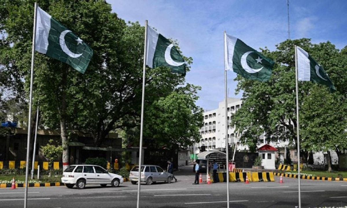 الوفد الإيراني يصل إلى إسلام أباد اليوم لإجراء محادثات مع الأمريكيين