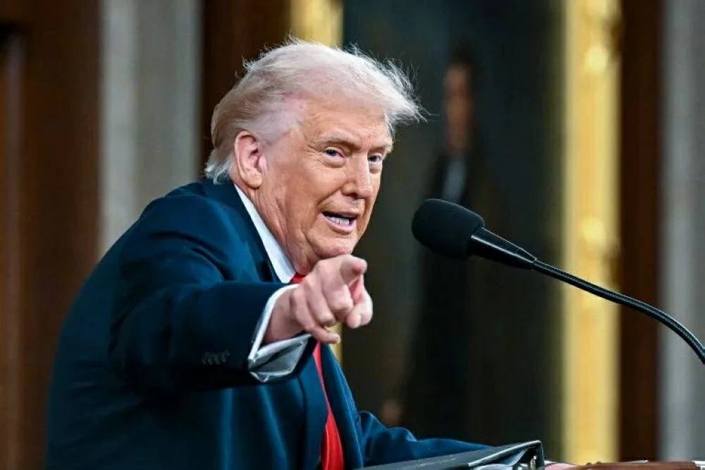 ترامب: سنقطع جميع العلاقات التجارية مع إسبانيا