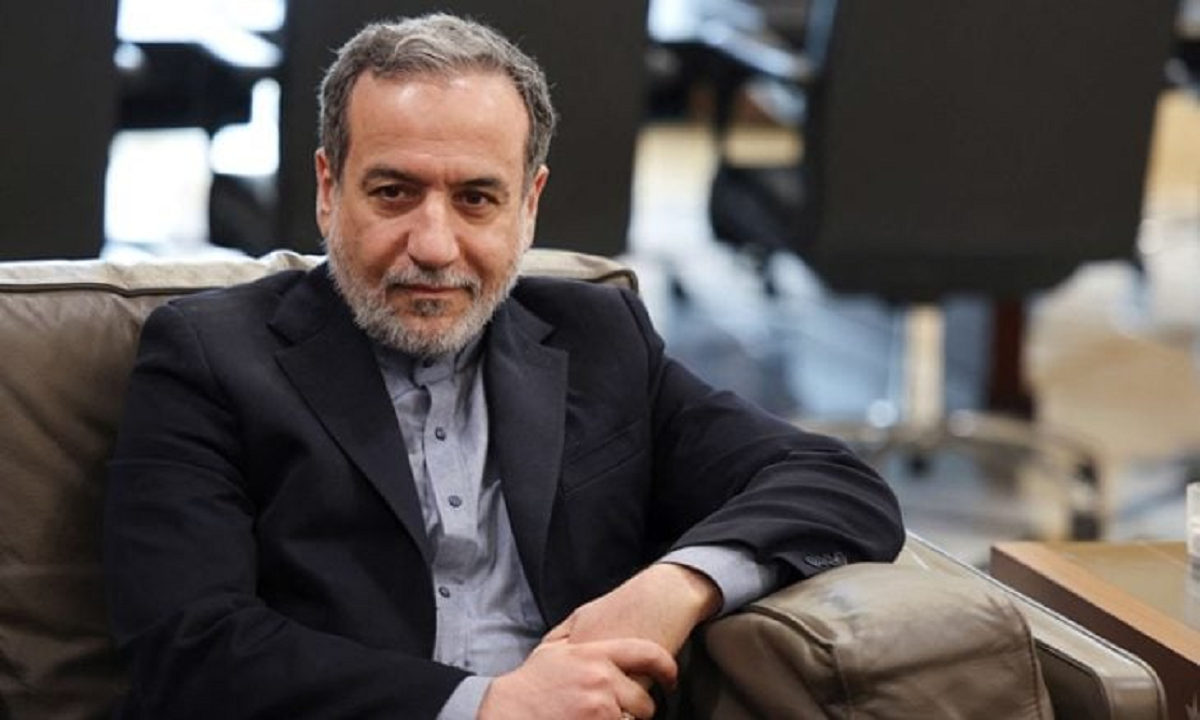 عراقجي: الحشد العسكري الأمريكي “لا يخيف” إيران ولن نتخلى عن تخصيب اليورانيوم حتى في الحرب