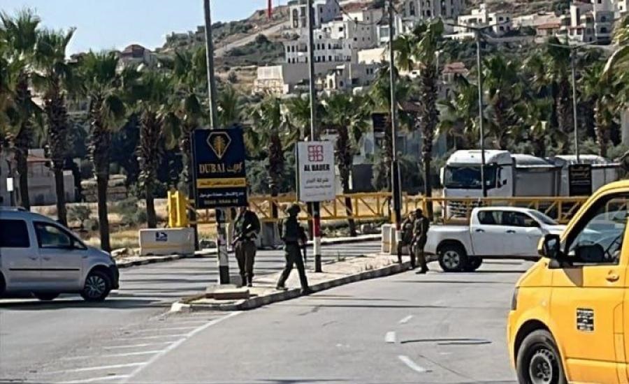 الاحتلال يغلق مدخل ترمسعيا