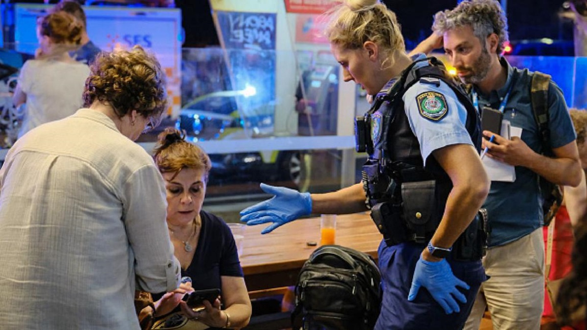 12 قتيلا  وجرحى في إطلاق نار  على احتفال  يهودي  بسيدنى