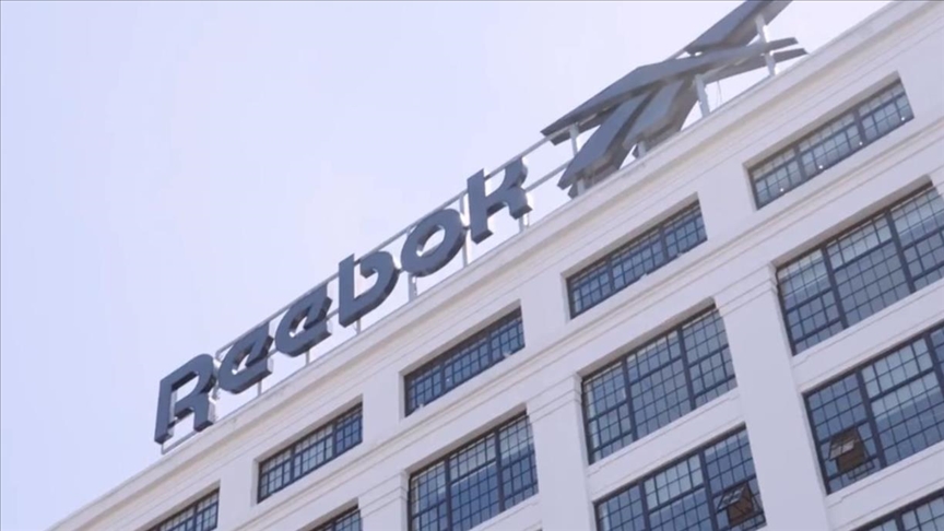 شركة ريبوك تعلن إلغاء عقودها مع المنتخب الإسرائيلي