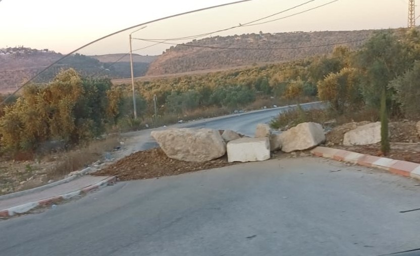 الاحتلال يغلق مداخل يعبد بالسواتر الترابية ويجرف شوارع رئيسية