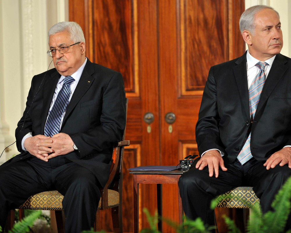 الرئاسة المصرية: الرئيس عباس  سيشارك بقمة شرم الشيخ  ومكتب نتنياهو يؤكد أنه لن يحضر  