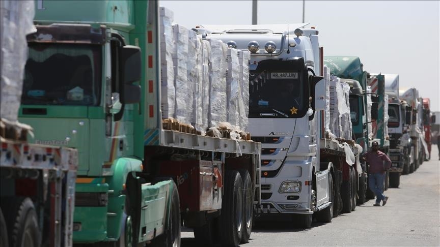الأمم المتحدة: إسرائيل أبلغتنا بتقليص شاحنات المساعدات لغزة للنصف
