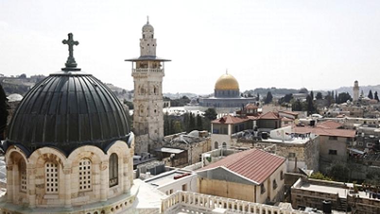 حريق بمحل تجاري بجانب "القيامة" 